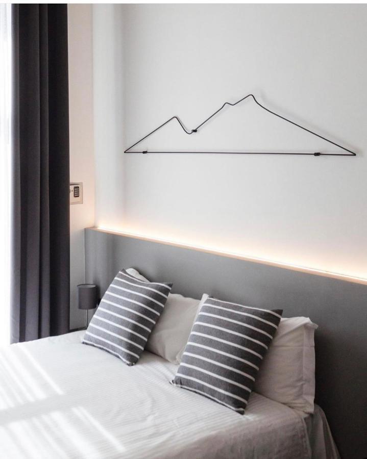 Vesucharme Suite Luxury Room Neapel Exteriör bild