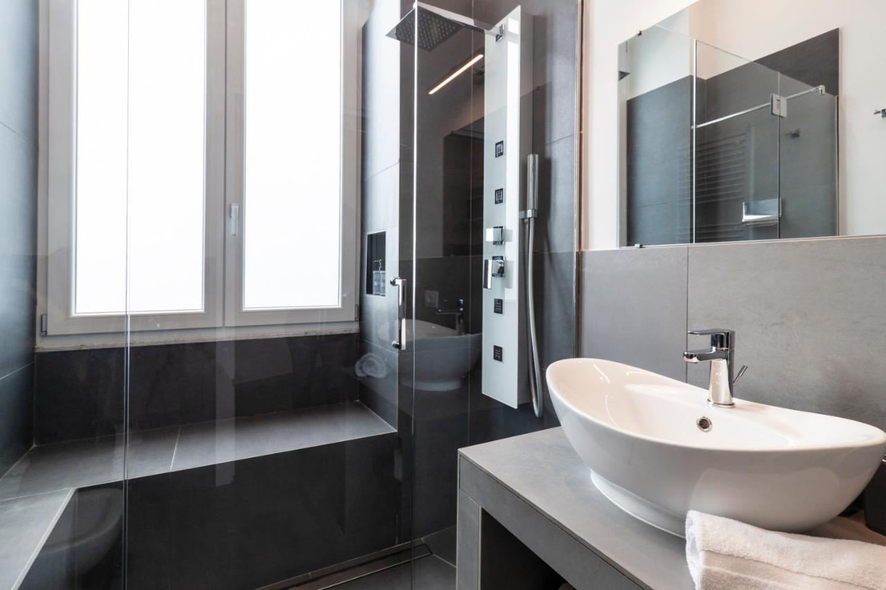 Vesucharme Suite Luxury Room Neapel Exteriör bild