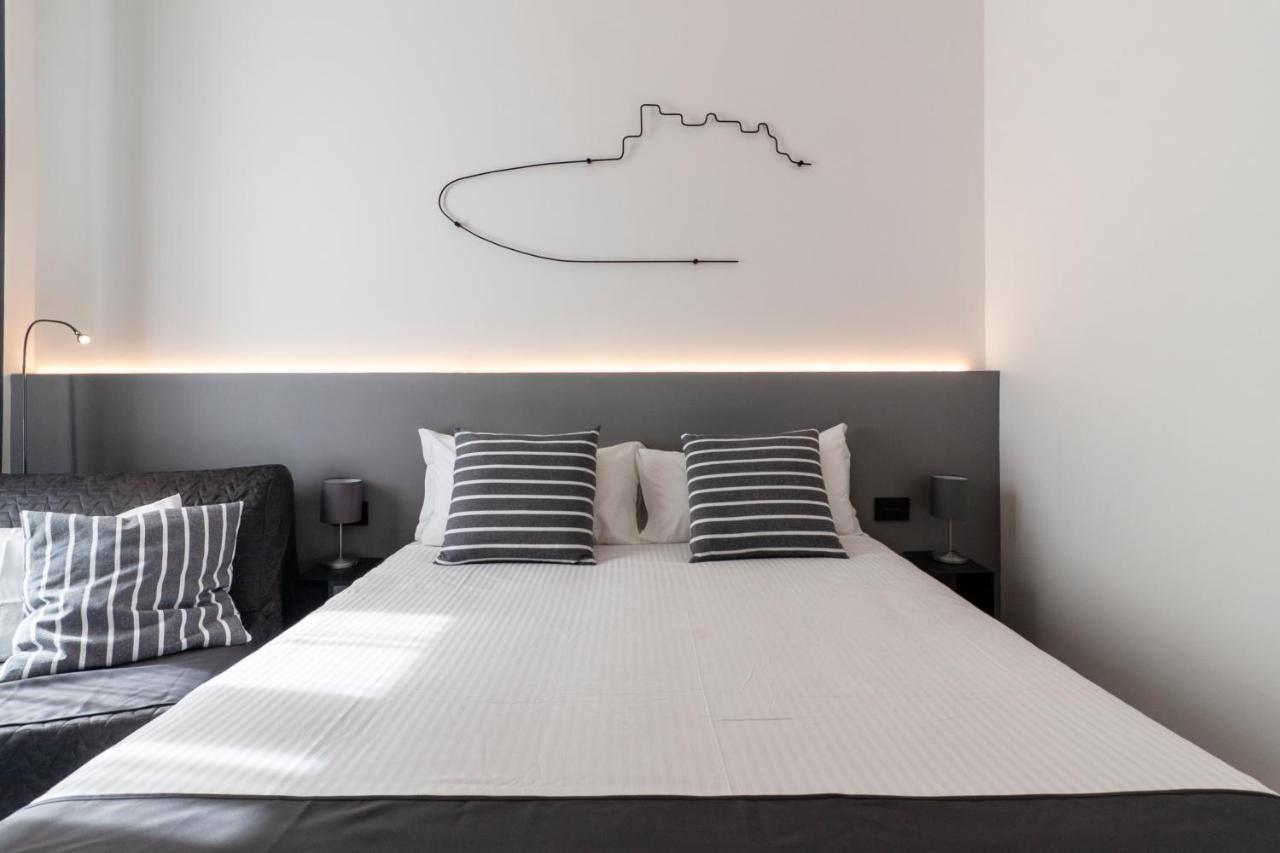 Vesucharme Suite Luxury Room Neapel Exteriör bild