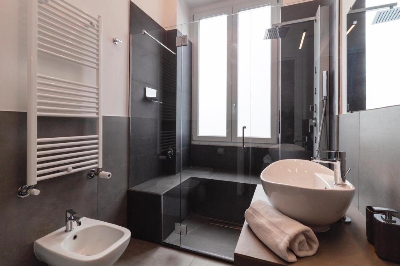 Vesucharme Suite Luxury Room Neapel Exteriör bild